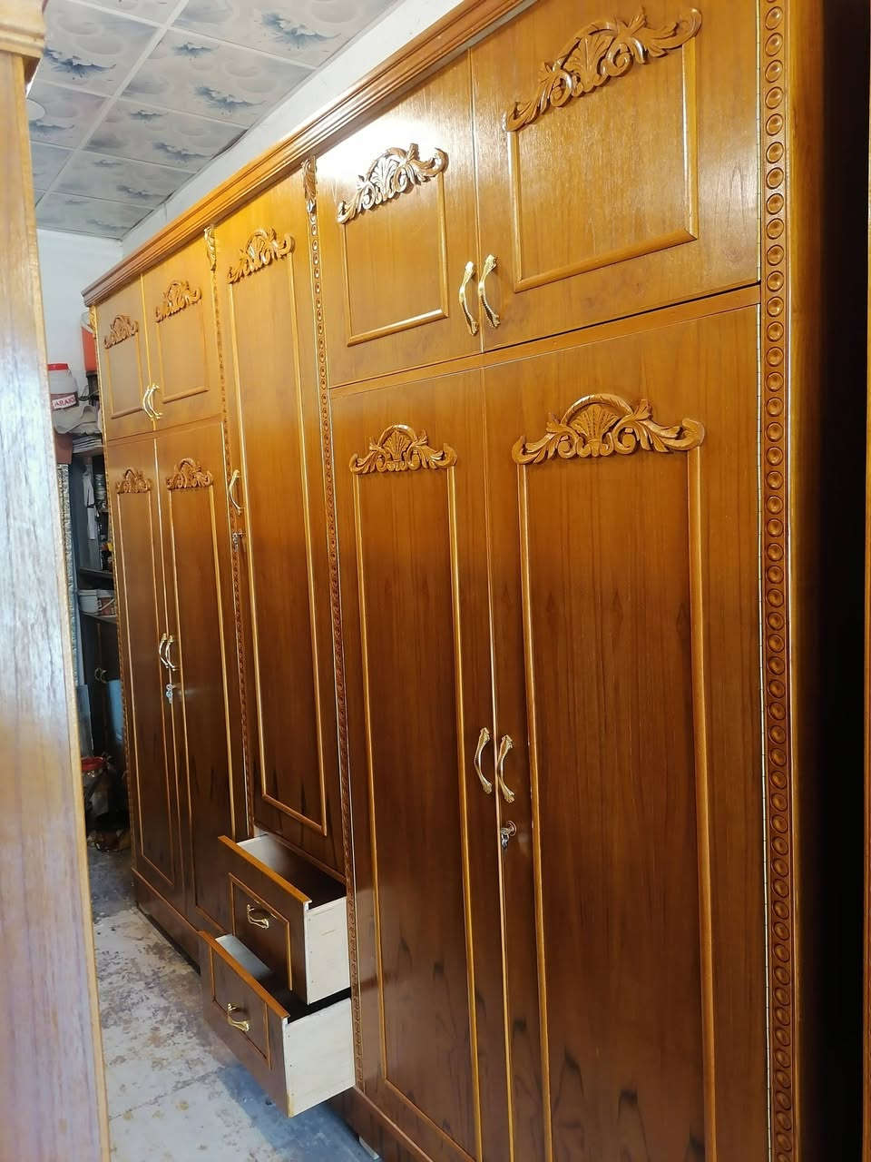 كنتور 5 باب ملحق نقش زان جديد شغل توصيه صاج 5ملم معرض ابو حسن حي السكر مقابل ساحه غاز السكر ت *********** مستعدون لشراء غرف النوم والكناتير المستخدم
