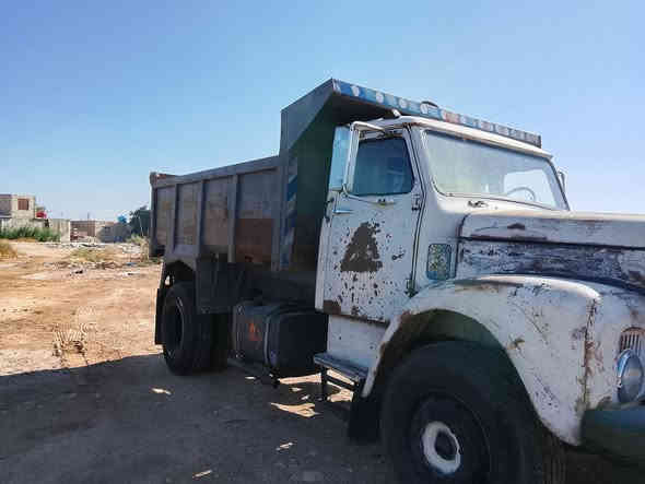 سكانا 111 موديل78 مكينه سوبر للبيع للاستفسار ***********
