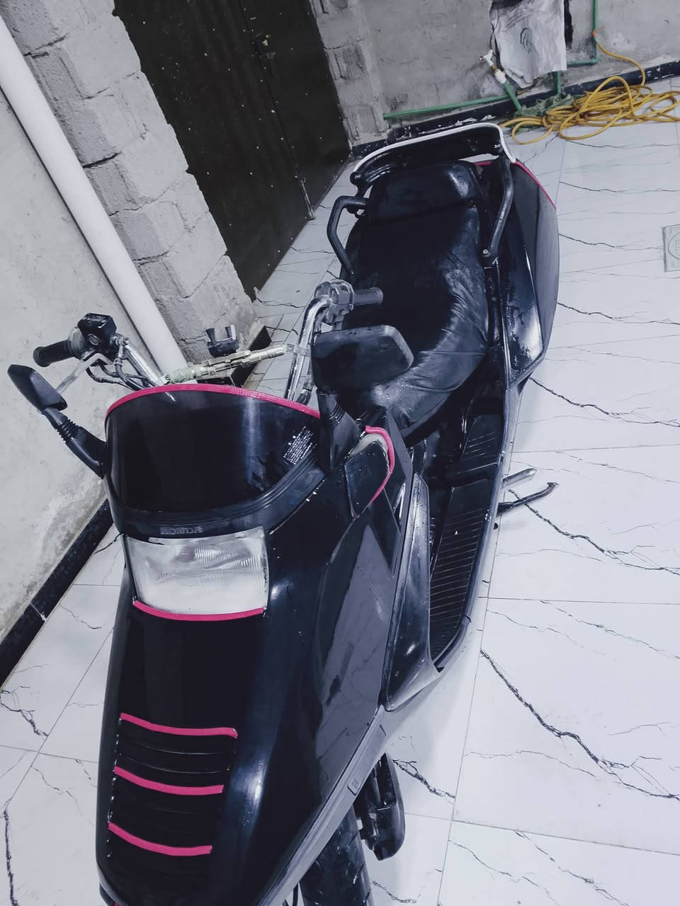 سلام عليكم
فيوجن للبيع موديل 2006
مكينه مجفته مكفوله لاتنقيص ولا 
تبخير ولا نضوح دراجه كامله مكمله 
ما ناقصها شي كهربائيات شغاله 
شلعه معدل فول سستم سماعات 
كفرات كامله  المكان نجف 
طريق كربلاء عمود 134
سعر 700 وبيها مجال 
رقم الهاتف 
***********
