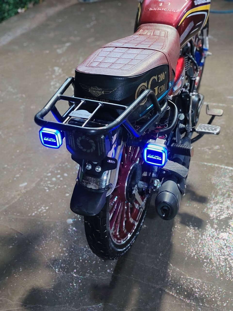 السلام عليكم دراجة سونك 5 كير موديل 2026
ماشيه 9000 الاف كفالة عامة كلهة شغالة مابيهة اي نقص
 ( السعر 850  ) وبيهة مجال حگ الجيه مكاني بغداد زيونه 710  
التصال عل هاذة الرقم : ***********
