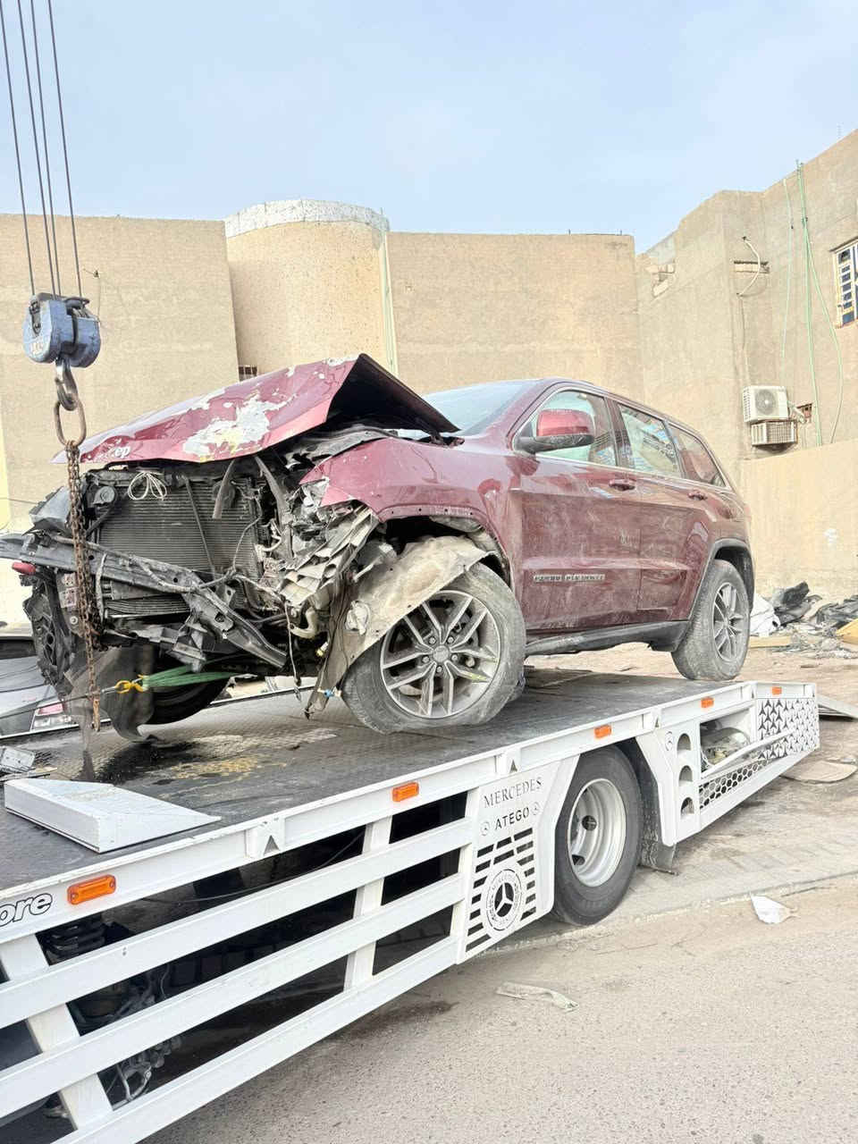 السلام عليكم جيب لاريدو موديل 2018 رقم بغداد فول موصفات ماعدا الفتحه ماشيه 85 الف حقيقي ابيع على حادثها مكان السيارة بالبصرة مامتواجد على الخاص السعر مناسب الشراي يتصل ويدلل
‭0775 557 7656
