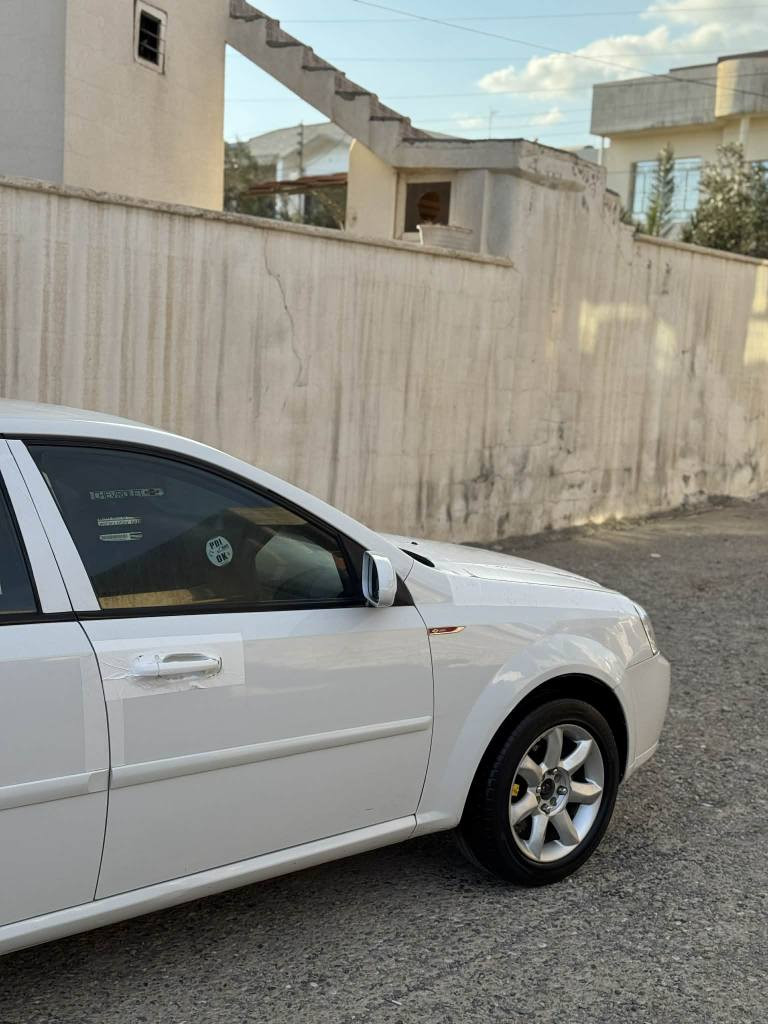 ***********
***********شوفرليت ئوپترا موديل 2013
گيرعادي ABS.ويل ئينفنيتي.شاشه ئايباد.جام كاره بايي.زينون.
سه نه وي ژينگه تا 2028به ناوي خومه نقوستاني تيدا نييه دوو پارچه بوياغه بي سارد و شوخت سقفي شوشه يه .گيرومه كينه به شه رت
نرخي 83$وه ره قه مجال برايانه 
بو زانياري زياتر تيل بكه كويسينجاك, أربيل
