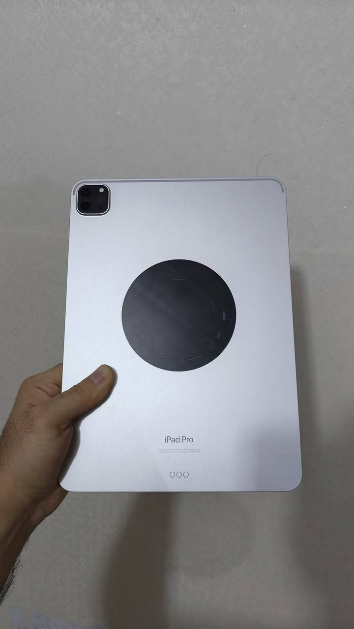 ايباد 11 برو M2 ذاكرة 256
نظافة 100%
بطارية 90%
استخدام قليل واخو الجديد
مع شاحن  ومروحة تبريد ماخذهة للاحتياط ومامستخدمة والكرتونة مال الجهاز
السعر ٧٢٠ وبيه مجال بسيط


**إذا كنت صاحب هذا الإعلان وتريد حذفه لأي سبب، رجاءا أرسل رسالة إلى الدعم الفني**