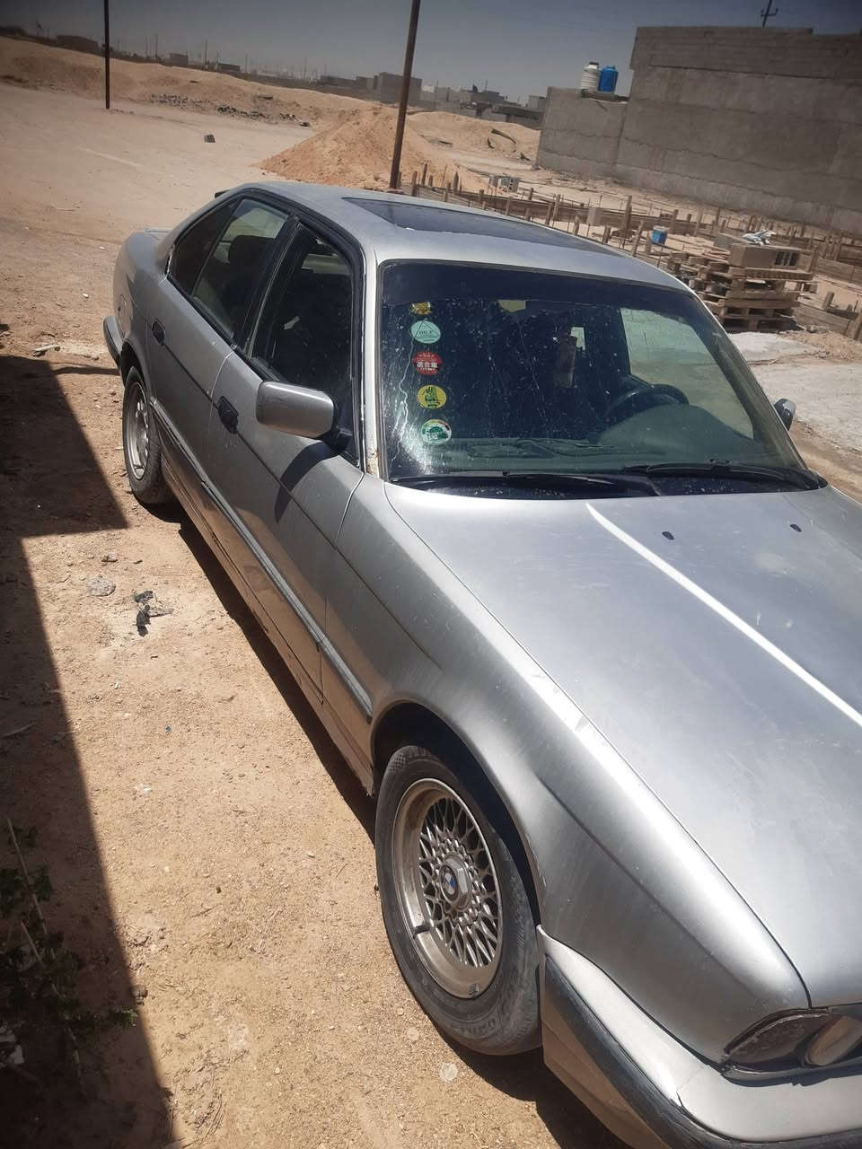بي ام رقم اربيل
محرك بلادي وكير اوتماتيك
السياره بيها كازكيت
مكلف بالنشر باقي التفاصيل يم راعيها
***********
السياره بالبصره الزبير
