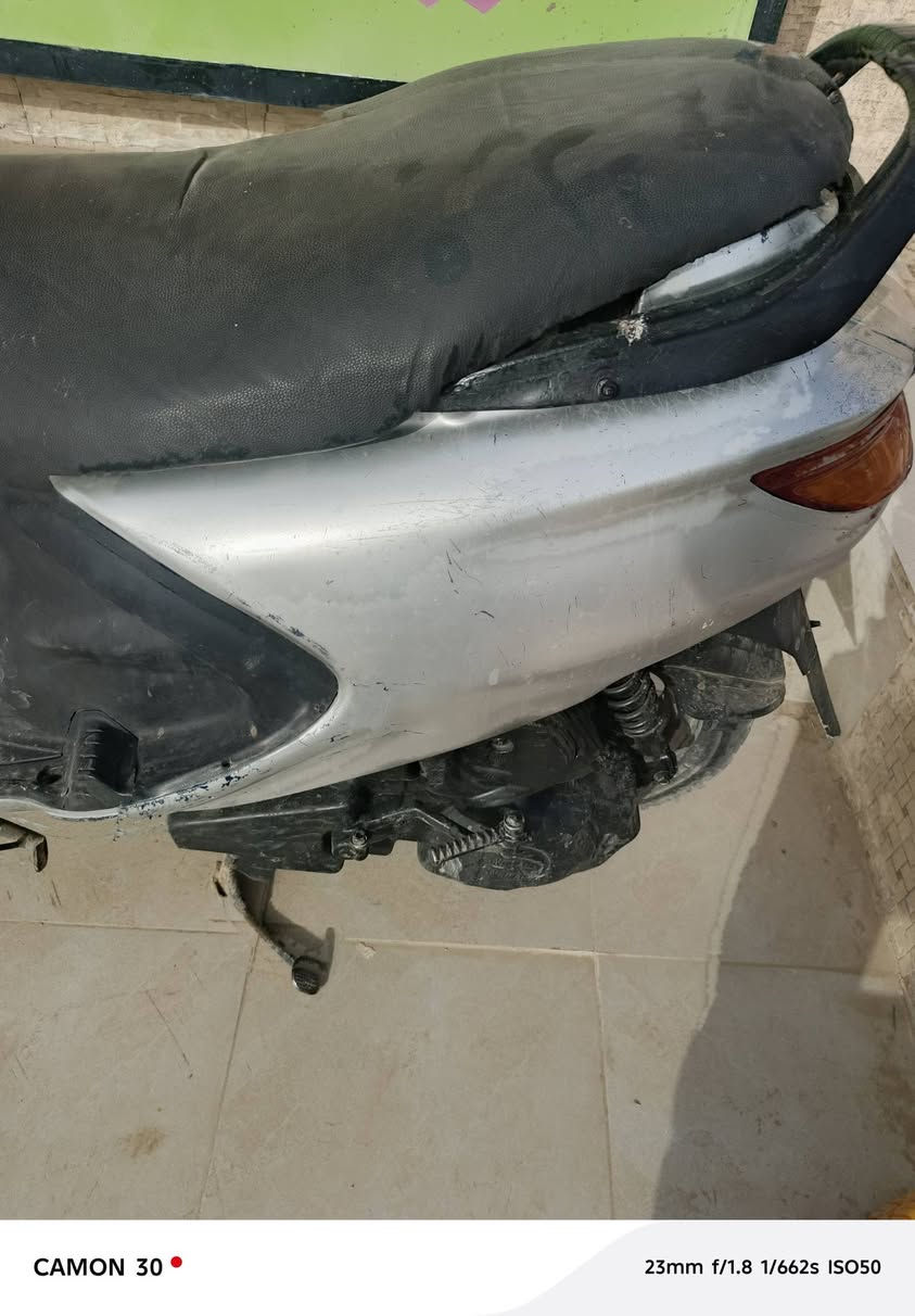 دراجه نضيفه للبيع
250 وبيها مجال قليل محتاج واريد ابيعها
رقمي *********** مكاني الدوانيه التحدي
