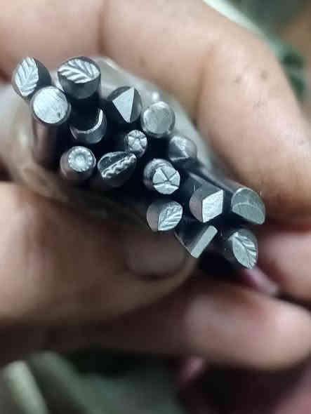 مكتب العباس *********** وات ساب
