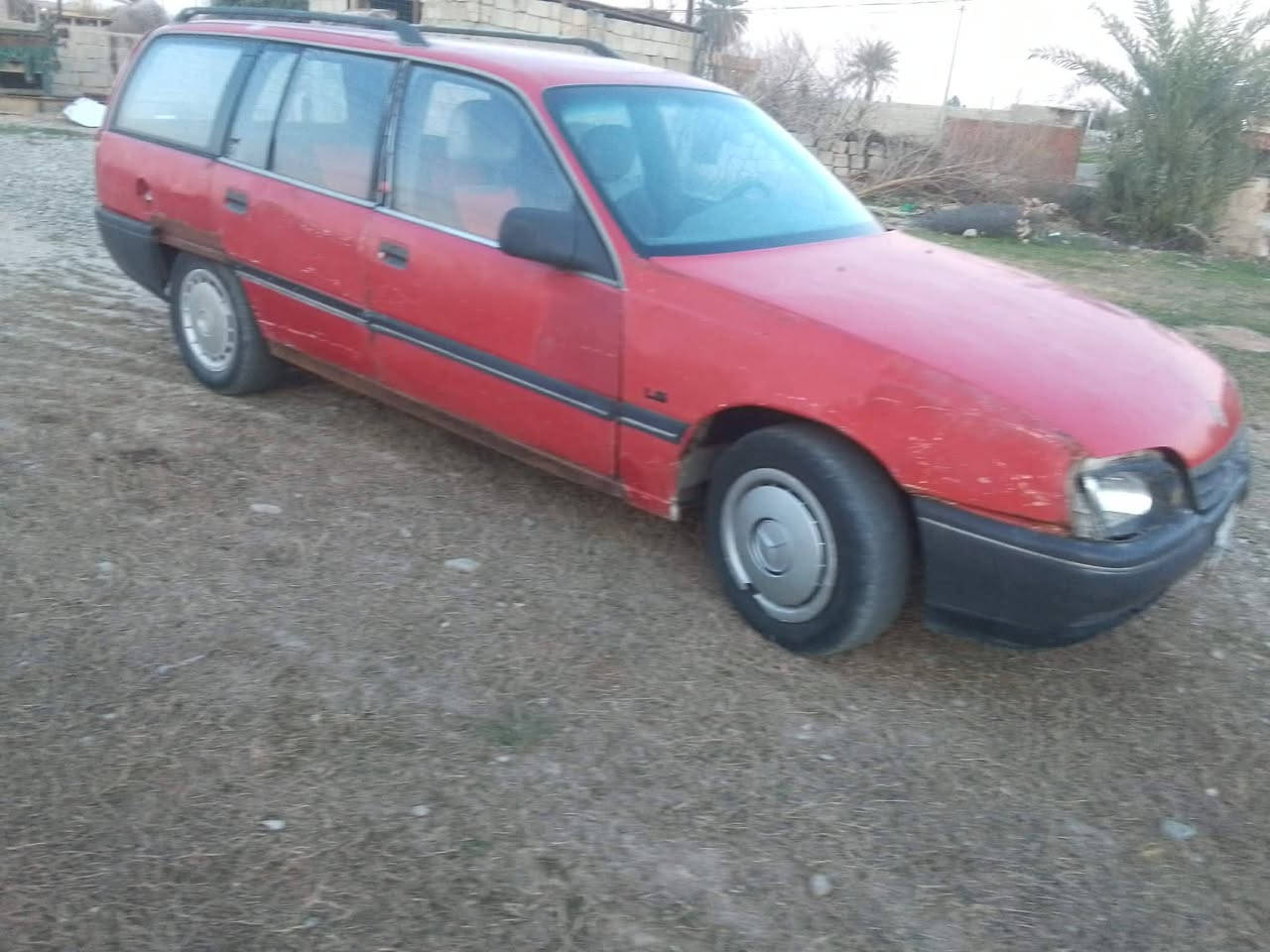 السلام عليكم لبيع اوميكه استيشن كير محرك اكسل كلها شرط تريد تحويل وكاله كهربائيات كلها شغاله مسجل اربع سماعات تأيرات جدد باتري جديد مروج معامله كامله حته دافع الكمرك  الاستفسار الاتصال على الرقم ***********
وترهم مراوس حسب القناعه
