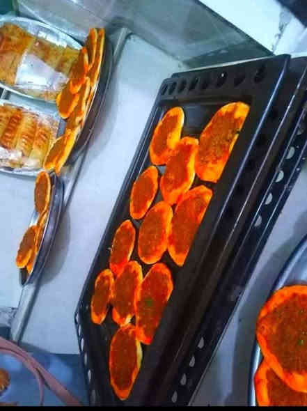 اللهم صل على محمد وال محمد تجهيز وجبه لحم بعجينه وفطاير لحم كصاب طعم رووووعه كربلاء الحجز على الخاص او الرقم  *********** بيه واتساب توجد خدمة توصيل كربلاء
