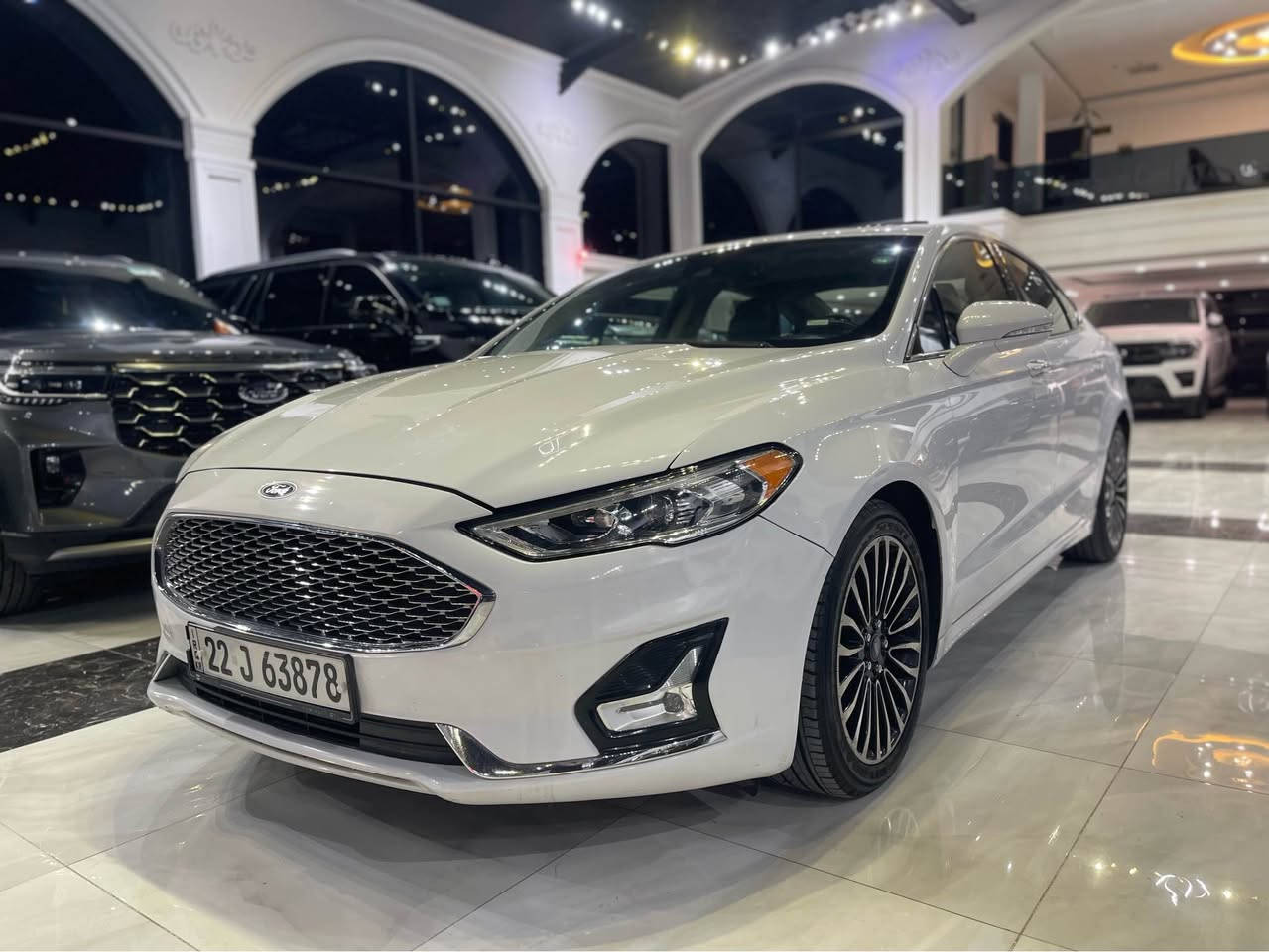 عربى/کوردی
فورد
فيوجن, Titanium, 2019
عدد الأميال : 120,000 ميل
ضرر: قطعتين 
سلندر: 4 سلندر
محرک: 2.0
السعر / 12,900$ 
الكاميرا الخلفية - التحكم على المنحدرات - مستشعر وقوف - تدفئة المقاعد - فتحة السقف - بصمة - شاشة - مراقبة النقطة العمياء - نظام فرملة الطوارئ - 6 وسادة هوائية - مصابيح زينون الأمامية - المصابيح الأمامية ليد - لوحة قيادة رقمية - إنارة محيطية - أبل كاربلاي - التشغيل عن بعد

📍العنوان: اربيل  -  شركة فانسي كارس
   شارع  ١٠٠م مقابل كورد نفت

☎️-0750-511-05-05
☎️-0776-511-05-05

*************************
فۆرد
فیوژن, Titanium, 2019
ماوەی ڕۆیشتن : 120,000 ميل
بۆیاغ: 2 پارچە
پستۆن: 4 پستۆن
بزوێنەر: 2.0
 نرخ / 12,900$ 
کامێرای دواوە - ڕاگری نشێوی - حەساس - گەرمکەرەوەی کوشن - سلاید - بەسمە - شاشە - ئاوێنەی ڕادار - یاریدەدەری برێک لە کاتی فریاکەوتن - 6 پەڕەشووت - لایتی پێشەوەی زینۆن - لایتی پێشەوەی لید - شاشەی داشبۆرد - ڕووناکی دەوروبەری ژورەوە - ئەپڵ کارپلەی - شەغال

📍  ناونیشان: هەولێر کۆمپانیای فانسی کارس 
        شەقامی ١٠٠م بەرامبەر كورد نفت

☎️-0750-511-05-05
☎️-0776-511-05-05 أربيل, العراق


**إذا كنت صاحب هذا الإعلان وتريد حذفه لأي سبب، رجاءا أرسل رسالة إلى الدعم الفني**