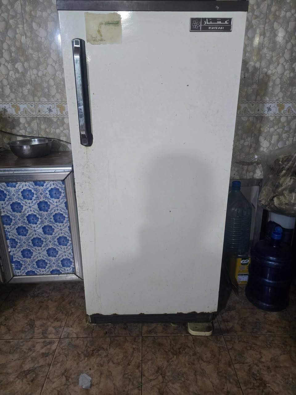 السلام عليكم معرض نضيفه ١٠٠
وثلاجه عشتر ١٠٠
مكاني الزعفرانيه 
***********
