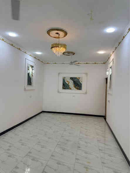 اسعد الله اوقاتكم بكل خير 🔷 
متوفر بيت البيع 🔷 
بمساحه 300متر 
طابو ملك صرف تحويل سهم باسم المشتري 🛑
الموقع البصره ابو الخصيب شارع كوت الحمداني قرب المحكمه الجديده 
مو بيت روعه 🏨
البيت يحتوي على 
#غرف نوم 3
#صاله
#ديوان
#مطبخ
#كراج
#حديقه🌹 
#صحيات داخلي وخارجي 🛑
وسعر البيت 140مليون اوبي مجال 💸 
للاستفسار والتواصل تصل *********** البصرة
