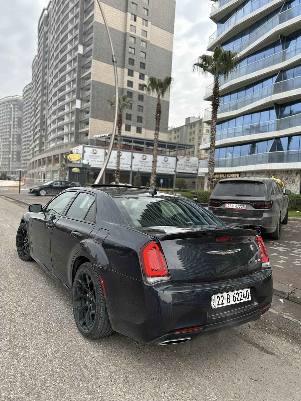 السلام عليكم
اوباما 18 S كندي  كلين تايتل كفاله عامه 
 ماشيه ٨٠ الف حقيقي 
رقم اربيل باسمي سنويه وهزه جديدة
سياره موصفات اس فول بنوراما وكشنات اس
بجم عريض لد وعدسه بالدعاميه موصفاتها معروفه 
السعر ٢٦٤ وبيه مجال بسيط للبيع أو مراوس 
مكاني بغداد حي الجامعه ***********
