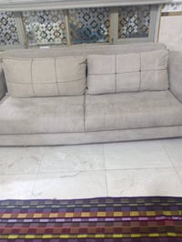 تخم تركي • كنب • البنوك