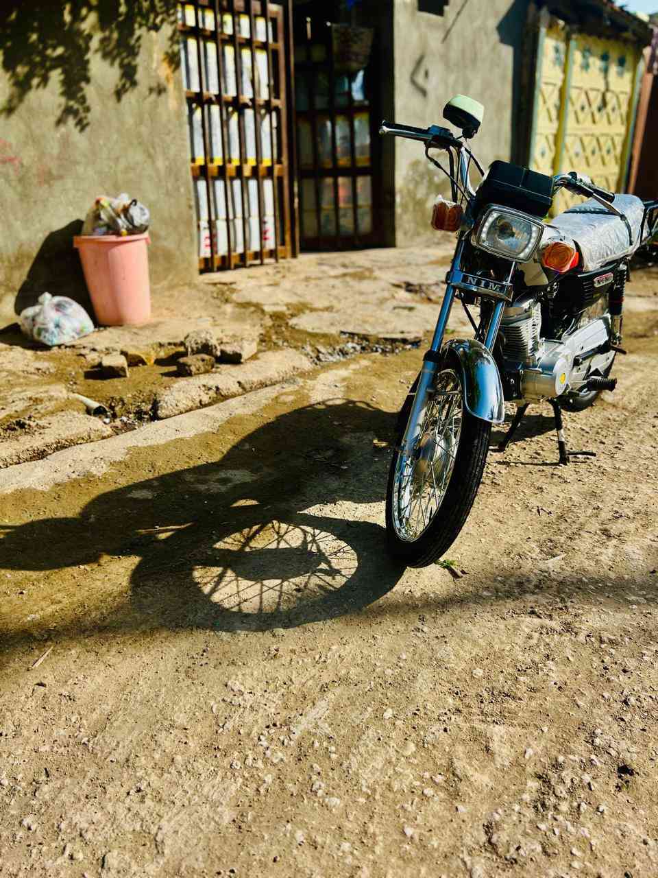 السلام عليكم دراجة للبيع نامه دراجة جديدة كبل للشارع موديل ٢٥
مكان  بابل الحمزه الغربي ***********
