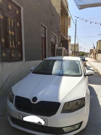 فولكس واجن سكودا  للبيع موديل 14 كير اوتوماتيك  محرك 1800  بسمي رقم ار...