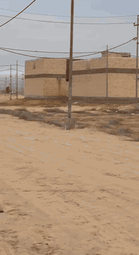 عرصه ملك صرف الجهه اليسره شارع ١٢
200 متر خلف شارع 40 تجاري
ب١٣
***********
