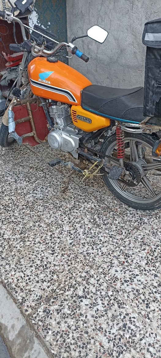 دراجه ايراني تايجر اربعه كير دراجه خير من الله سعرها 375بيها ماجل ***********رقمي رصيد ***********رقمي وتساب مكان الرشاد قرب القاعده العسكريه
