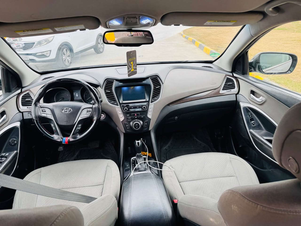 هونداي سنتافي 2018 سبورت
وارد امريكي مكينه ٢٤٠٠
٥ راكب سياره بيه بنيد  صبغ فقط سياره جاهزه من مكينه وكير وحداديه وتخم تاير تبريد تدفئه جسمه خارجي صافي لارصعه لاشخوط فول للاخير 
موصفات 
بصمه تشغيل 
بصمه ابواب 
تدفئه كشنات 
شاشه 
كامر 
تحكمات 
مري شفط 
اشاير بل مري 
سياره سنويه ٢٠٣١
هزه جديده 
تحويل وكاله حاضر 
مكان سياره بابل 
ماشي140الف 
السعر ،148
لاتصال 
***********
*********** حلة, بابل
