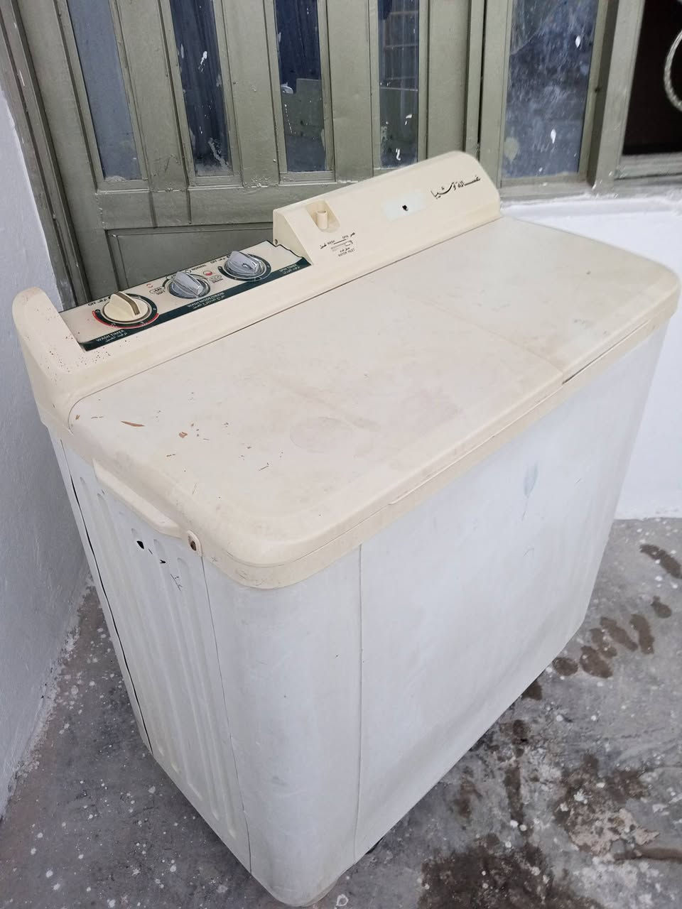 السلام عليكم ... غساله توشيبا ياباني شرط الغسل والتجفيف ع الفحص سعر 75 للاستفسار اكثر يرجا مراسلة الصفحه او الاتصال ع رقم *********** وات ساب
