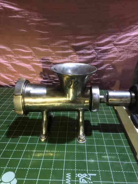 سلام عليكم مثرامة للبيع سلستيل الحجم 22 نضيفة استعمال قليل مكاني بغداد شعلة رقم الهاتف ***********
