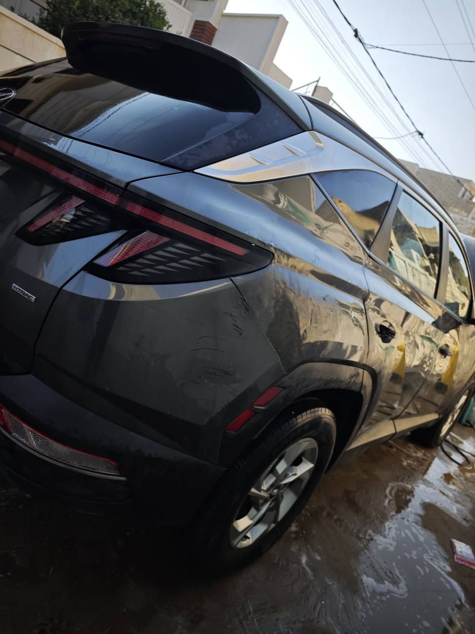 السلام عليكم توسان موديل 23 حادث متجاية صفحتين حالين مسمكرة بس  يراد صبغ    بدون رقم منفيس بسمي  مواصفات معروفه بصمه جنطه كهرباء كشنات كهرباء تشغيل عن بعد..
مكاني بغداد 
السعر 115 وبيه مجال بسيط 
***********
