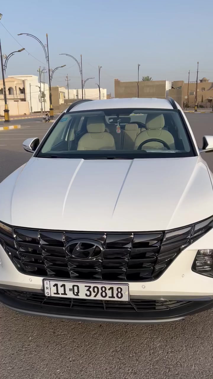 توسان 2024 خليجي مكفولة كفالة عامة رقم بغداد ماشية اقل 40  بدون نواقص مثل ما موضحة بالصور والسونار ما يحتاج نكتب باقي المواصفات سيارة كاملة السعر ٢١٨ وبيها مجال للشراي المكان أنبار رمادي
***********
