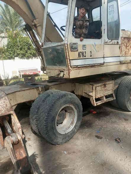 حفاره مع نقار للبيع السعر 70وبيهه مجال الرقم ***********
