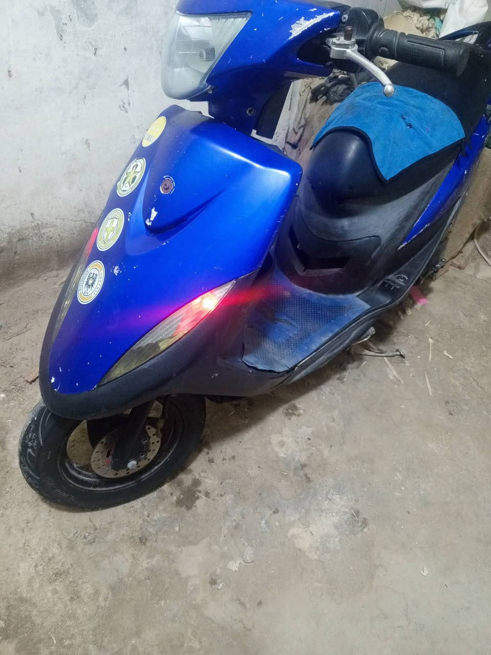 سلام عليكم ماكس عدله 49بلاديه كلشي شغال بيها سلف هندر كهربائيات عالي ناصي زنون مكان الدراجه حله جسر بته السعر 575وبيها مجال بسيط رقم ***********
