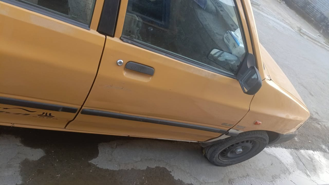 سلام عليكم سايبه مديل 10  كير بس رابع يفت بس  محرك نظيف شوصي شركه   سعر 17بسمي سيار  عيه هيه غمات  عل مشتري  ***********تصل
