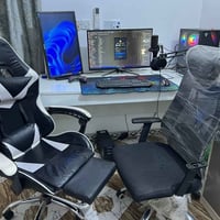 pc للبيع كامل مع ملحقات مابيه اي نقص السعر مليون و 600 وقابل للتفاوض  ...