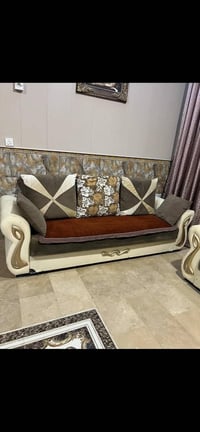 تخم وكاونتر مطبخ للبيع للستفسار الاتصال عل رقم 07724603639