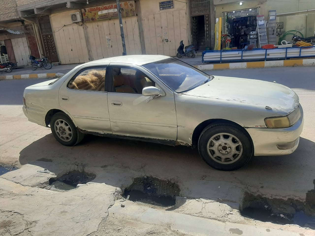 عظم الله لكم الاجر 
كرستا 93 مكفوله كص نقل جثه عيب شرعي اصوليات البدي شوف عينك بيه معجون ما اتعهد بيه محرك ونجي 2000 خير من الله او ناعمه تخم تاير كهربايات حداديه 70 بالميه 
بيع او مراوس وانطي فرق اقصاد سعر 27 مكانها ذي قار شطره 
***********
