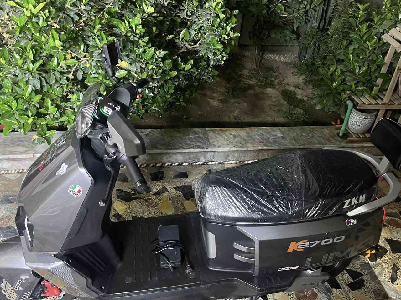 متاح دراجه شحن للبيع فول مواصفات بطاريات ليثيوم مكاني بغداد سعر عل خاص ستعمال قليل *********** بي واتساب
