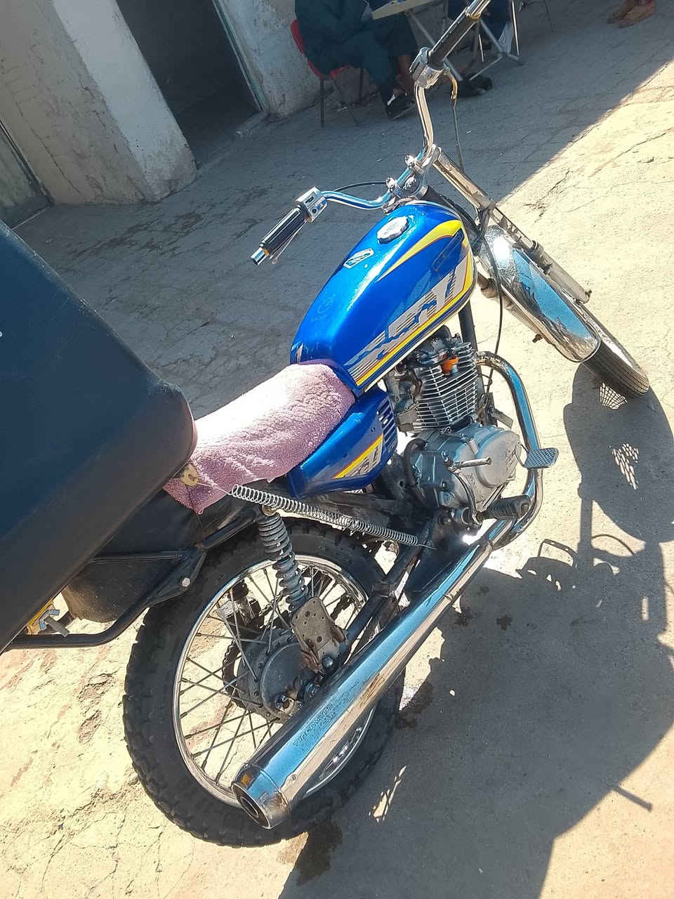 دراجه تايكر كلشي مبدل بيه مكاني بغداد سعر 350 مع العلم دراجة متروكه جانت ***********
