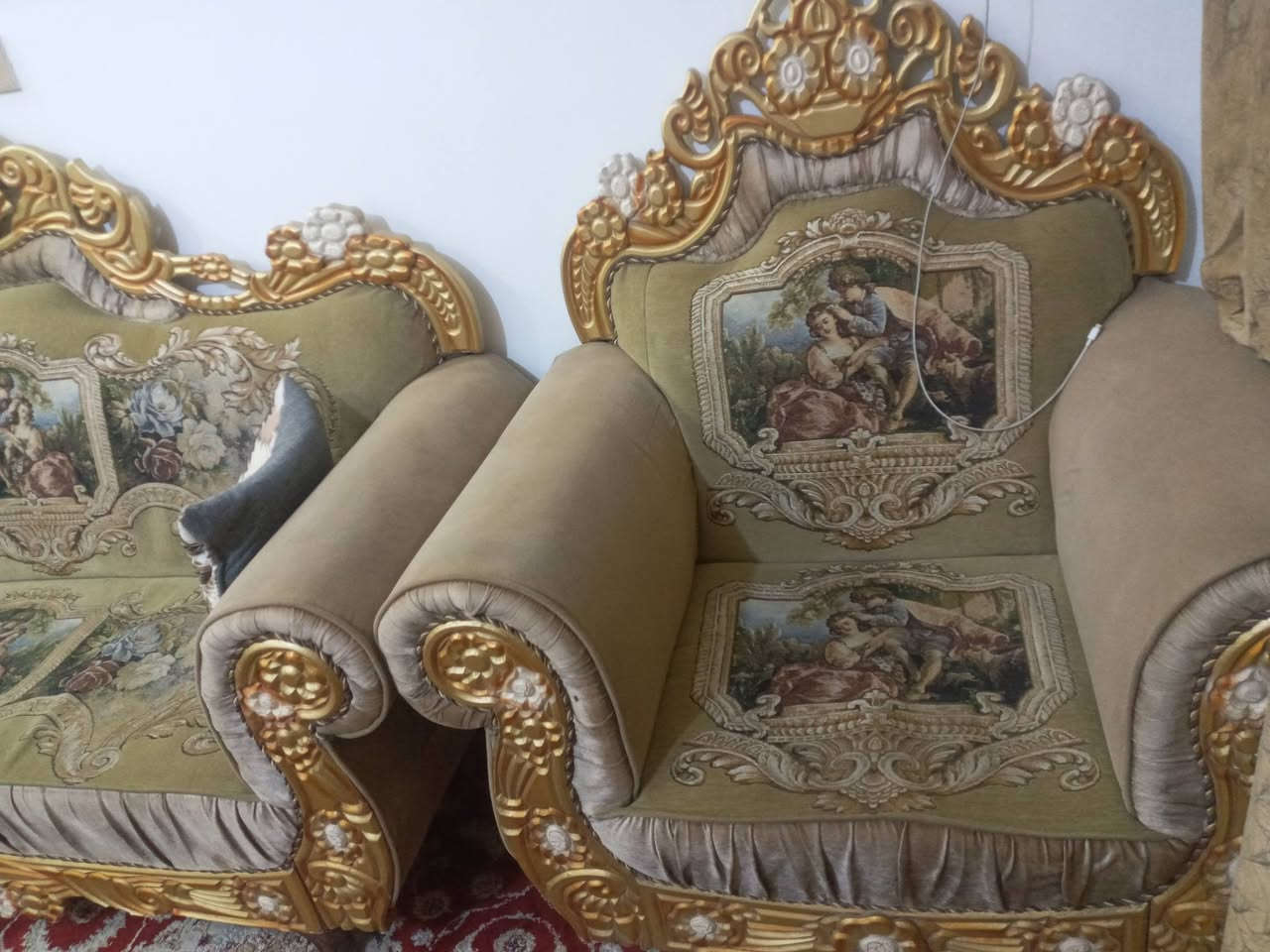 تخم عشر مقاعد بسعر ٤٠٠ وبي مجال
مكاني البلديات ***********
