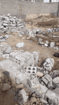 هذني بلوكات كلهن ب١٥٠ هاذ رقمي ٠٧٨٠٢٣٨٥٠١٨