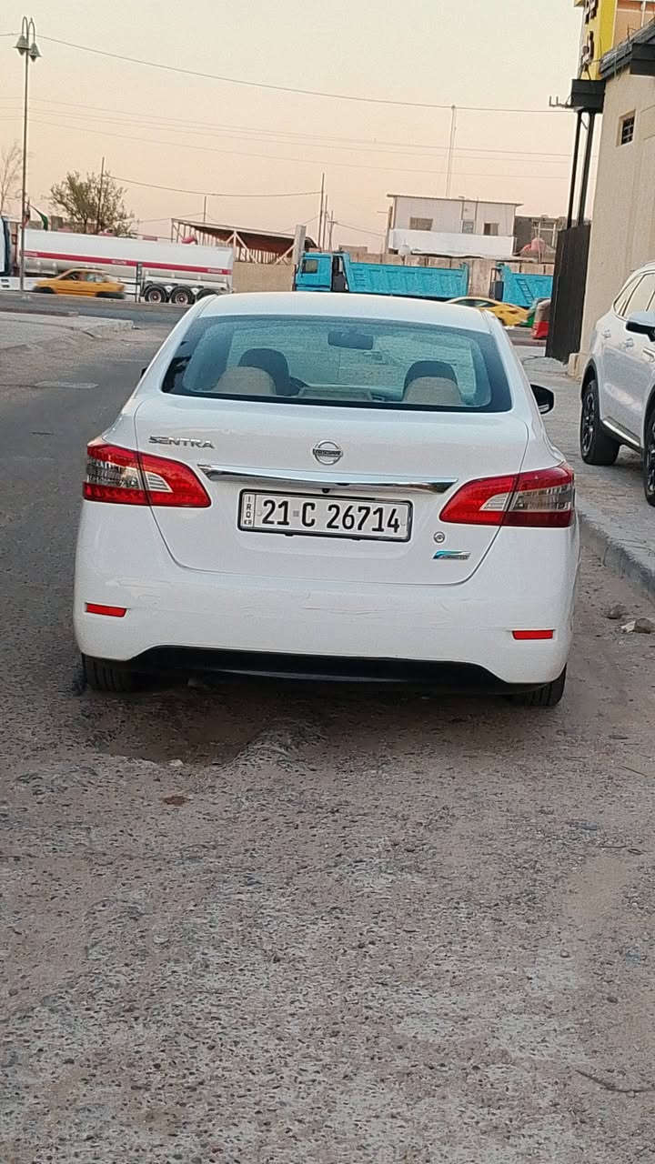 السلام عليكم 
سني سنترا خليجي موديل 13 رقم سليمانية انكليزي سنوية جديدة تحويل ثاني يوم..السياره بلادي بيه قطغين صبغ جملغ بنيد فقط.. كير محرك تبريد مكينه كفاله عامه بلادي 
تخم تاير شواصي مكفولات بلادي تبريد ثلج سعار 86بي مجال حك جيتك العمله العنوان بغداد بلديات نتصل وتدلل 
***********
