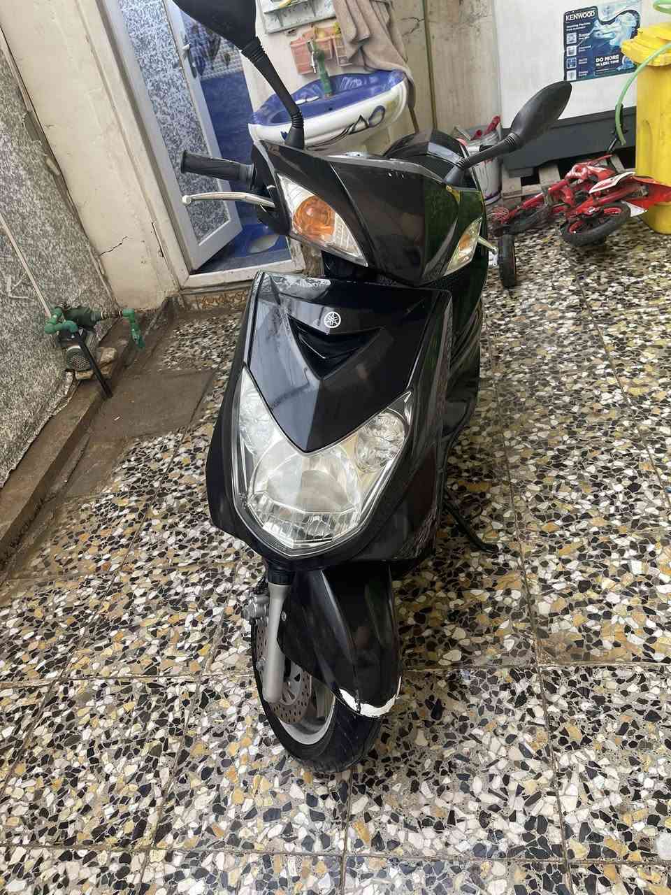 دراجه سكنس ياباني قبق نفخ مكفوله السعر مليون وميه ***********
