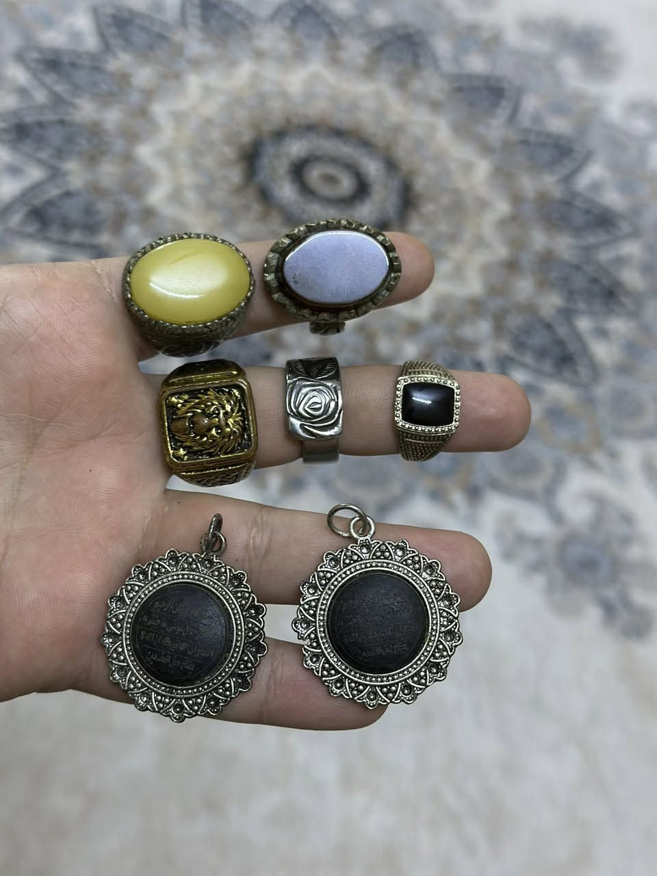 غراض باله امزون بضاعه امزون باله اوربيات سعر
كل صورة / 10 
الف مال تصفيه غراض جدا مرتبه ويوجد توصيل لكل محافظات 
***********
