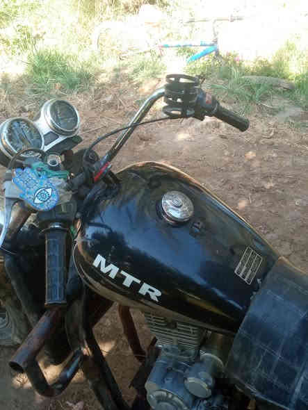 سلام عليكم للبيع ستوته دايون كلك محرك 21 مفتوح ومجفت جديد السعر 385 وبيه مجال المكان بابل مشروع المسيب ***********
