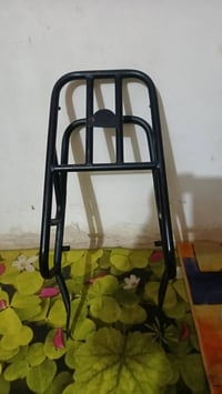 أمامي كامل • ٢٠١١ • طابقين أسود