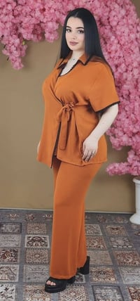 الاستفسار والحجز فقط واتساب+9647775744834 سوت نسائي موديل ربطه  القياس...
