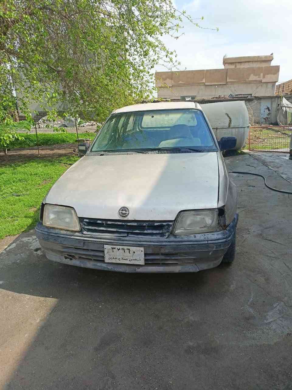 كاديت ستيشن شغاله كامله محرك 16 فحص صلاح الدين تريد وكاله تريد تحويل السعر 11 وبيها مجال قليل 
بسعر التسقيط المكان القياره 
***********
