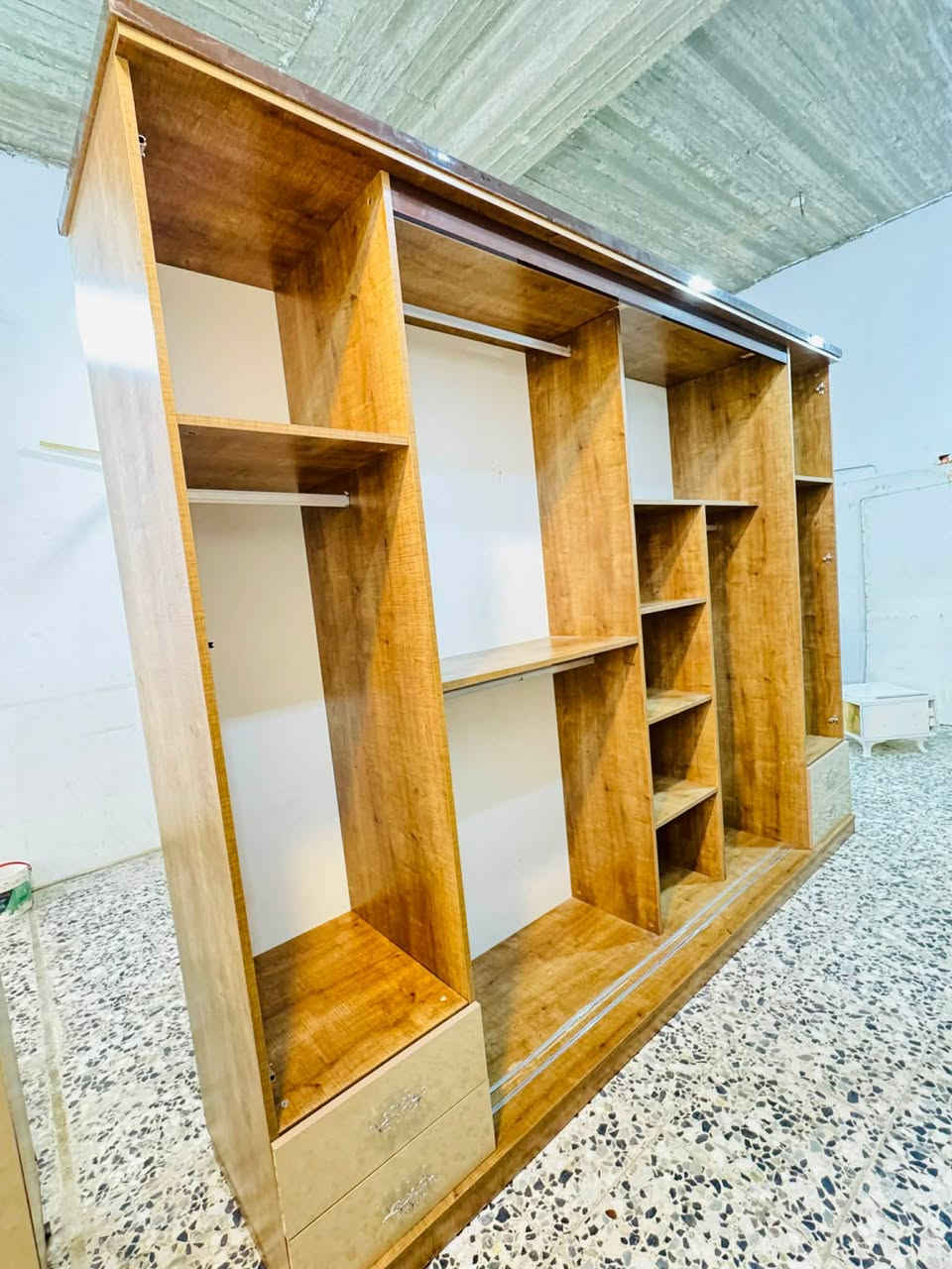 غرفه نوم تركيه نوم تركيه 8 قطع اخت جديده ضخمه وتخبل سعرهه 650 الف


**إذا كنت صاحب هذا الإعلان وتريد حذفه لأي سبب، رجاءا أرسل رسالة إلى الدعم الفني**