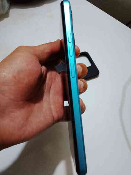 تكنو سبارك نضاقة مية بل مئة ذاكرة ٦٤ العنوان البلديات
السعر ٧٥ بي مجال بسيط حك جية 
مراسلة واتساب فقط ***********
