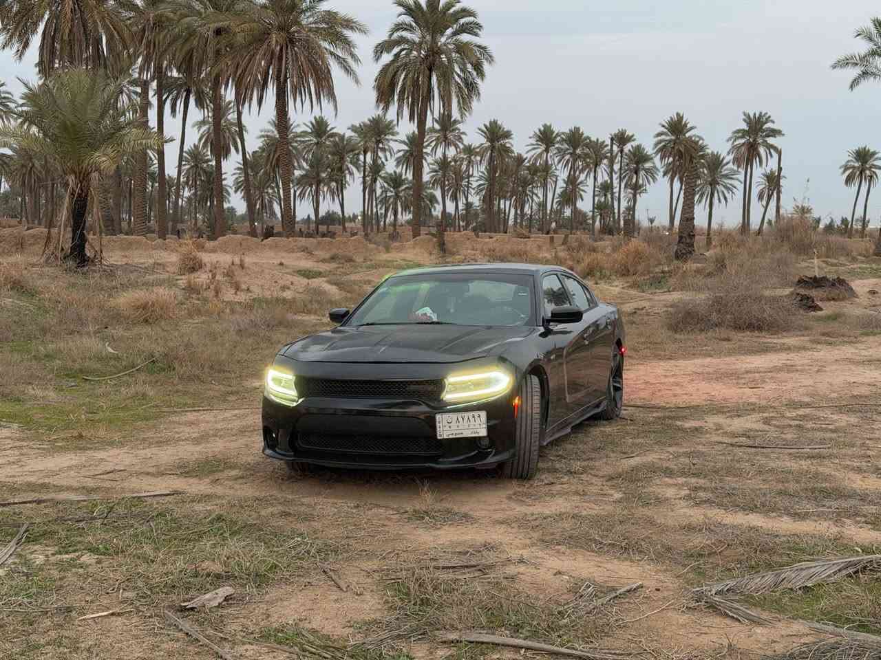 السلام عليكم للبيع جارجر موديل 2016 السياره بسمي كامله من كلشي السعر 175 وبيه مجال ***********
