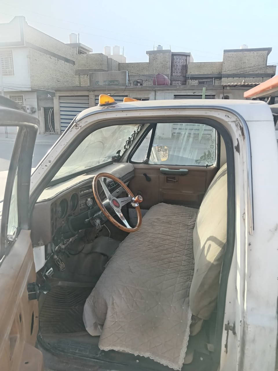 السلام عليكم سياره كرين للبيع موديل 89 جمسي مكان كربلاء سعر خاص ***********=***********
