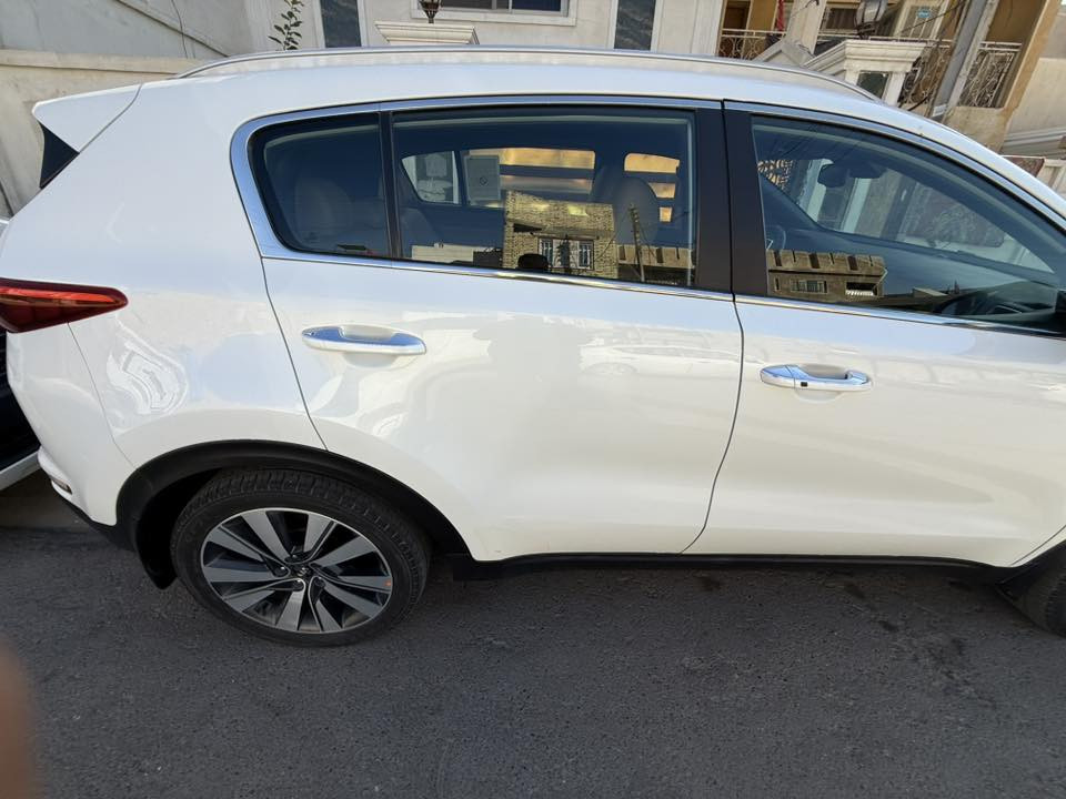 سبورتج موديل 17
السعر 182 $ وبيها مجال 
بدون صبغ
***********
***********
