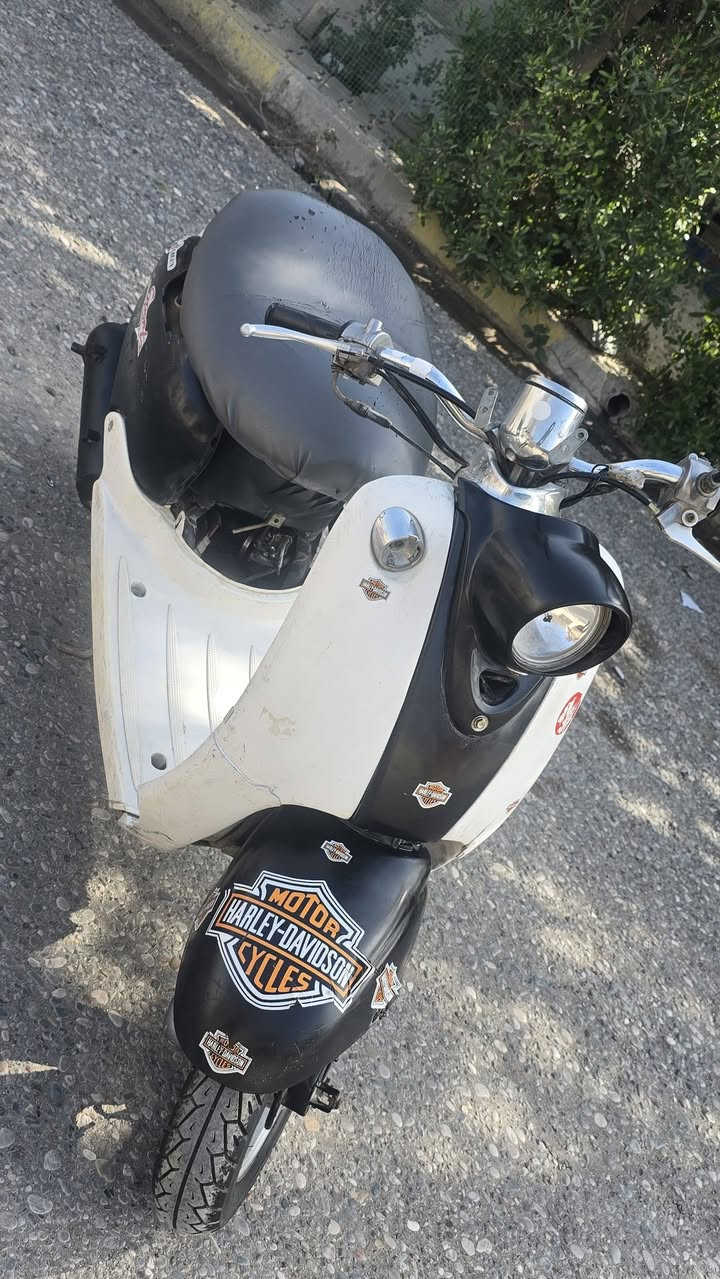 للبيع ..
عبد الحليم 
شغال 
(هندر واحد )مابي اي عيب
السعر.150 وبي مجال
الاتصال على الرقم ***********
واتساب.***********
