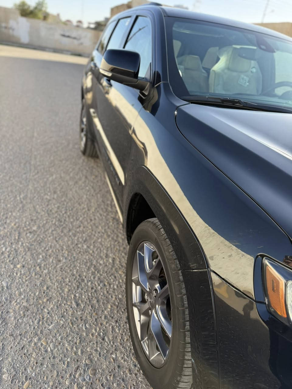 جيب ليمتد X
2020 
فول مواصفات شنو تريد بيها 
وارد كندي ضررها باب الصدر فقط وبيها تلحيضات خفيفه السياره بدون بچم بدون ايرباك سياره حلوه السعر 275$ 
*********** اتصل وبيك خير وتدلل 
مكاني ميسان رقمها بصره السياره سونار موجود وفحص هم تفحص
